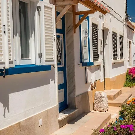 Blue Door 3* Lagos