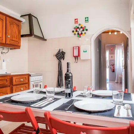 Blue Door فندق مبيت وإفطار