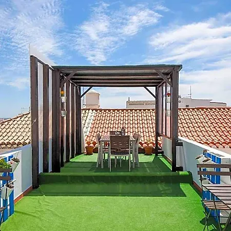 Blue Door Bed & Breakfast 3*