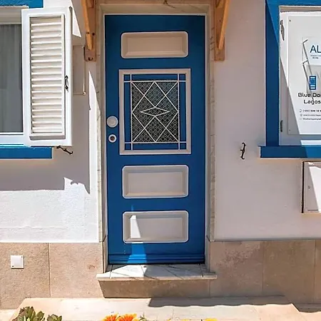 Bed and Breakfast Blue Door 3*